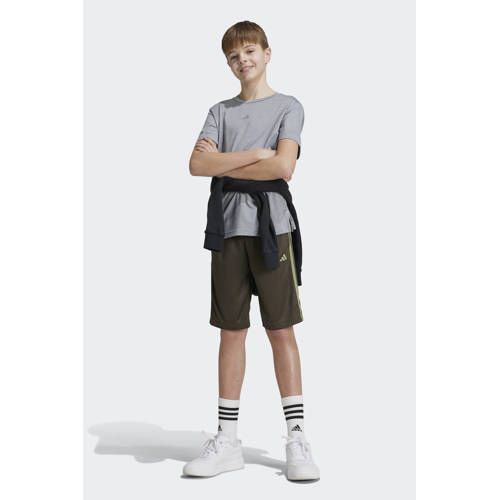 Adidas Sportswear regular fit casual short met logo olijfgroen lichtgroen Korte broek Jongens Polyester 140