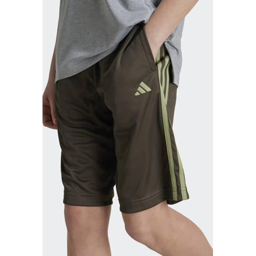 Adidas Sportswear regular fit casual short met logo olijfgroen lichtgroen Korte broek Jongens Polyester 140