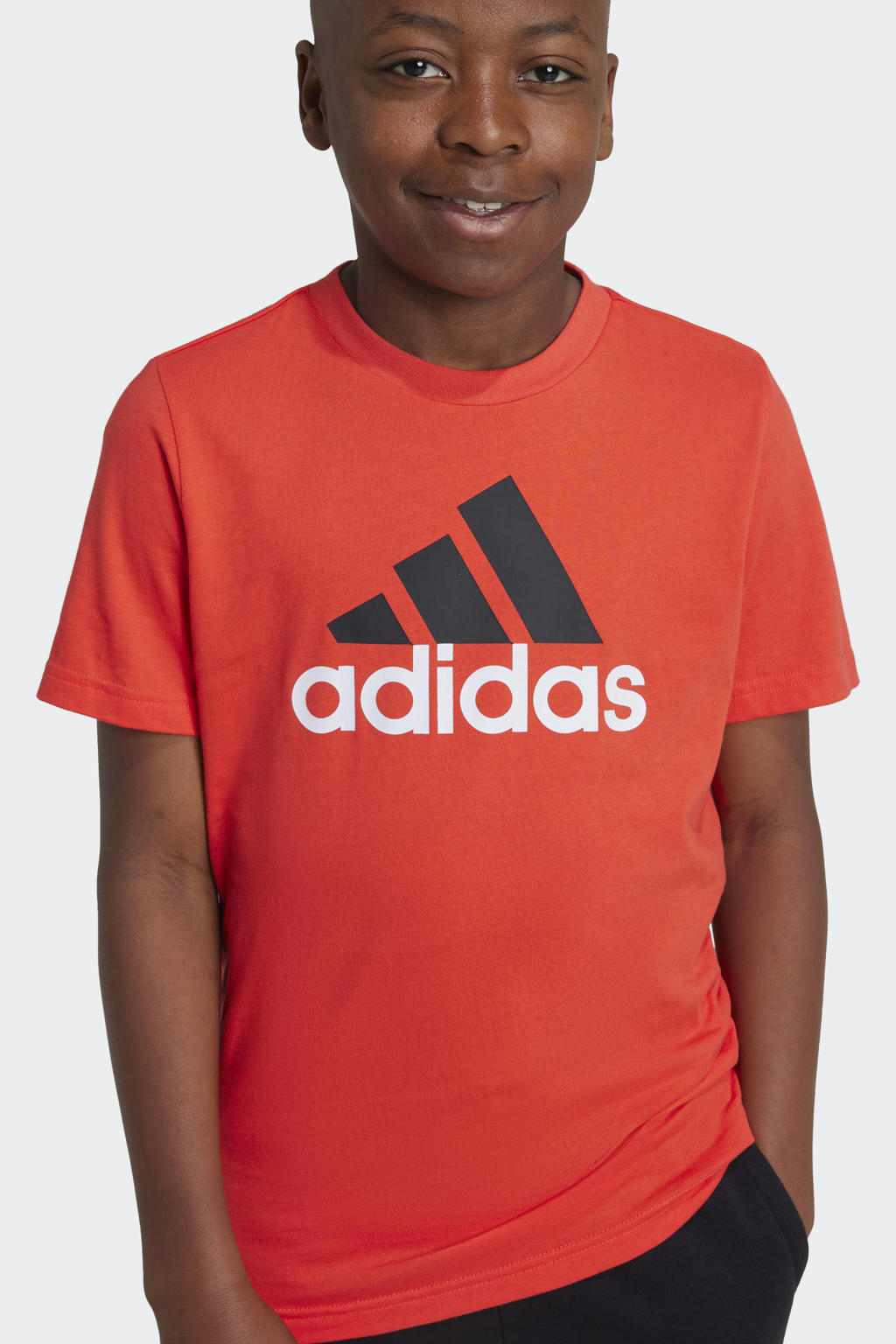 Rood, oranje en zwarte jongens en meisjes adidas Sportswear T-shirt oranjerood van katoen met logo dessin, korte mouwen en ronde hals