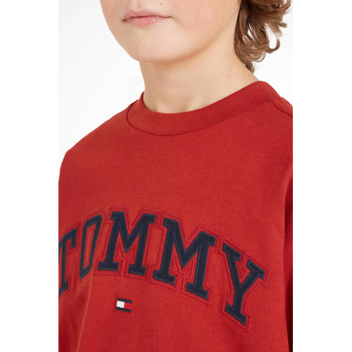 Tommy Hilfiger T-shirt met logo helderrood Jongens Katoen Ronde hals Logo 104