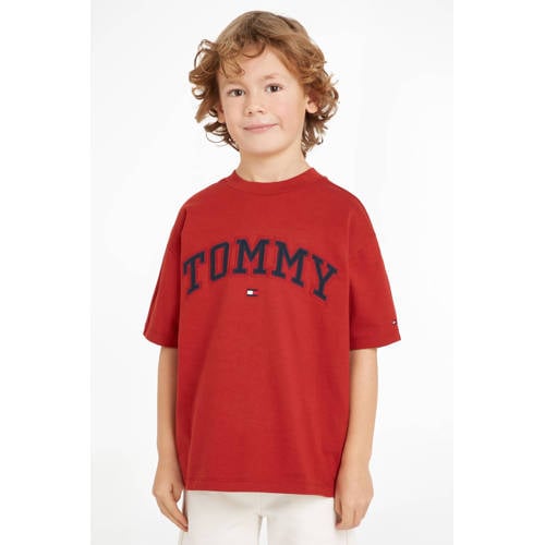 Tommy Hilfiger T-shirt met logo helderrood Jongens Katoen Ronde hals Logo 104