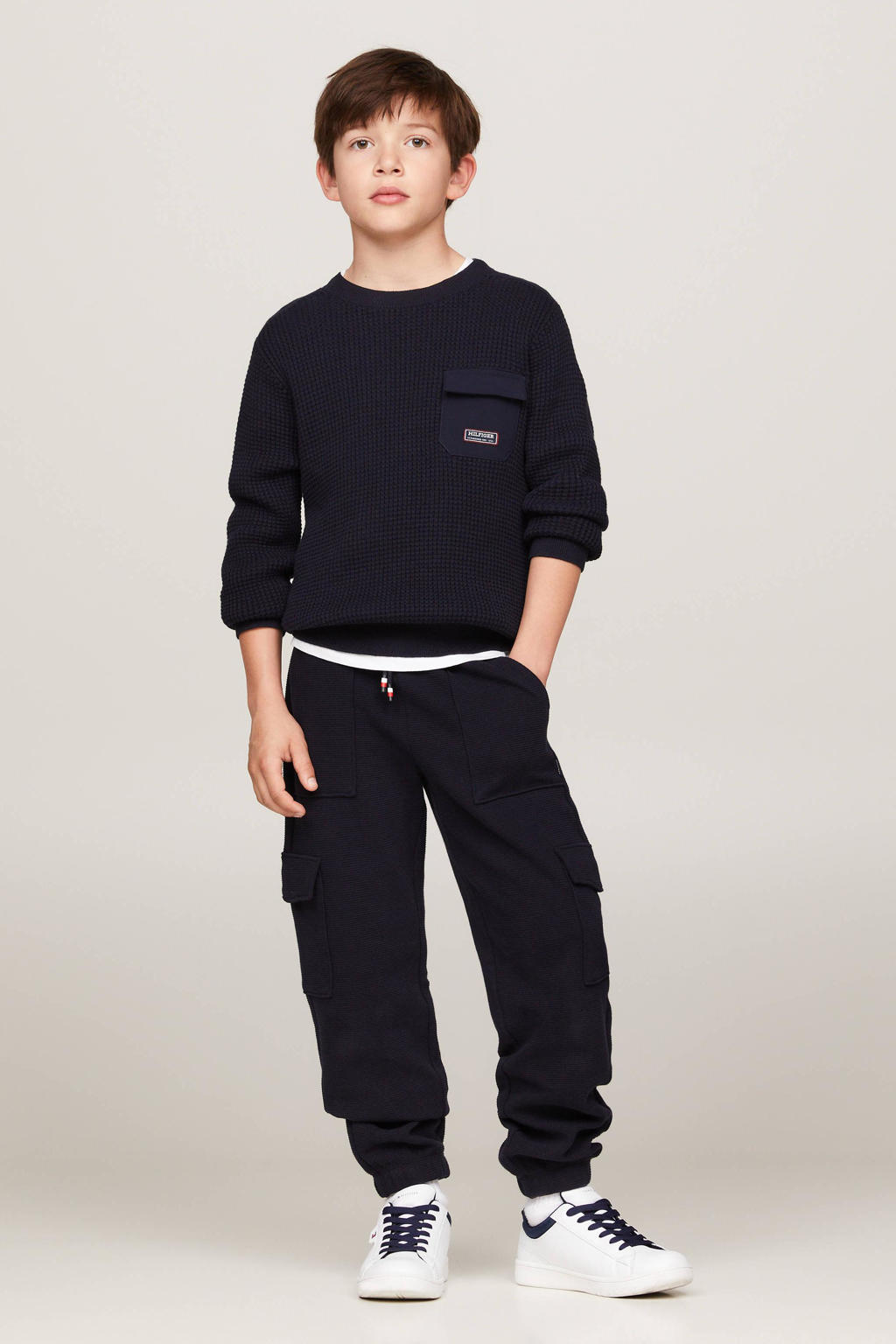 Blauwe jongens Tommy Hilfiger cargobroek van katoen met elastische tailleband met koord en effen