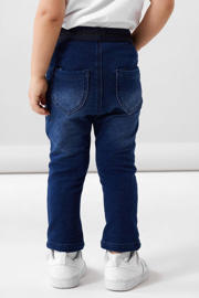 thumbnail: Donkerblauwe meisjes NAME IT MINI slim fit jeans van jog denim met regular waist, elastische tailleband en effen