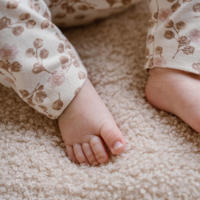 thumbnail: Dirkje babybroek + haarband lichtbruin/roze/ecru