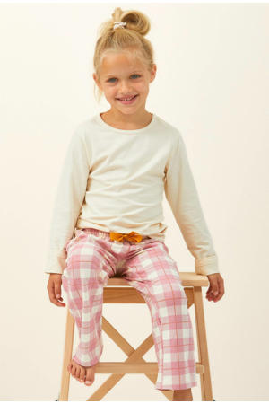 pyjama met roze geruite broek