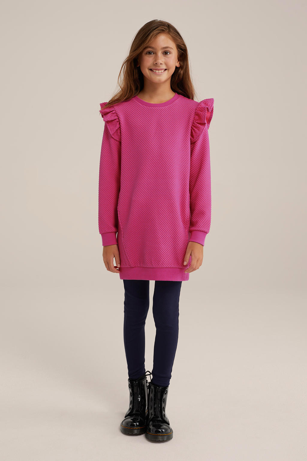 Fuchsia meisjes WE Fashion sweatjurk met effen, lange mouwen, ronde hals en textuur