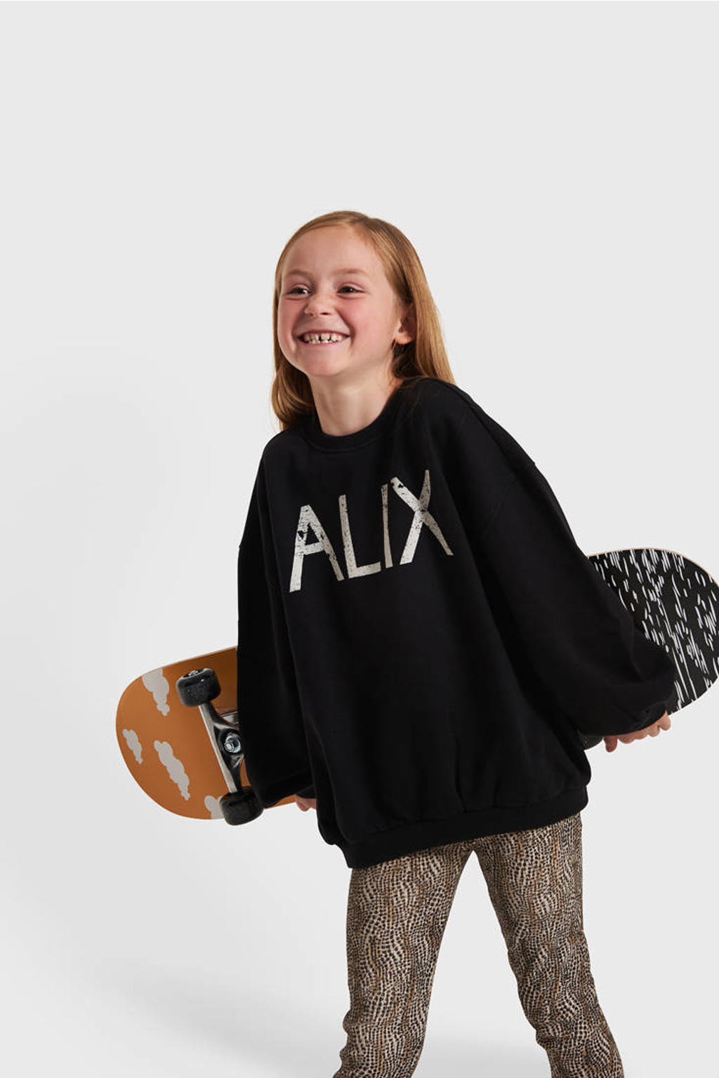 Zwarte meisjes Alix Mini sweater met backprint, lange mouwen en ronde hals