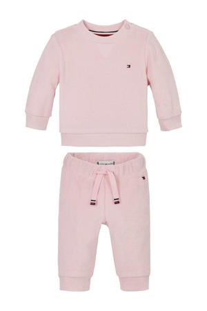 sweater + broek lichtroze