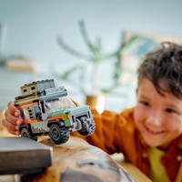 thumbnail: LEGO City 4x4 terreinwagen voor in de bergen 60447