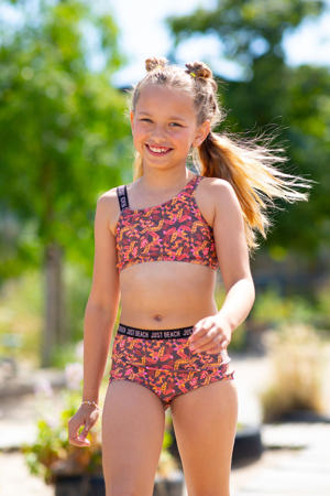 crop bikini Tanzania