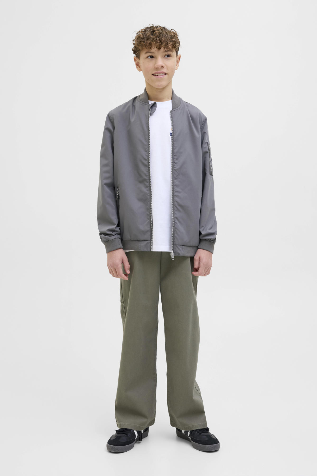 America Today bomberjack zomer Jay Jr met borduursels groen America Today bomberjack zomer Jay Jr met borduursels groen