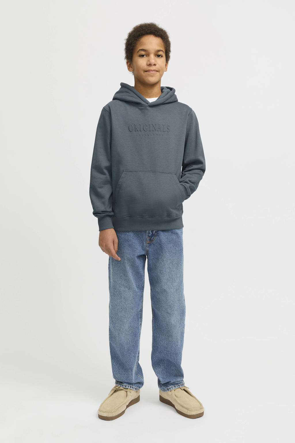 Grijze jongens JACK & JONES JUNIOR hoodie van sweat materiaal met tekst print, lange mouwen, capuchon en borduursels