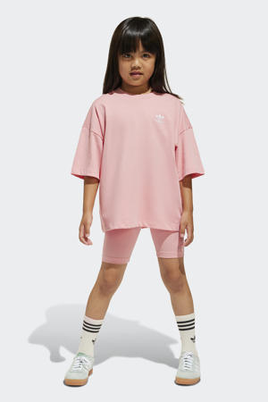 T-shirt + short roze