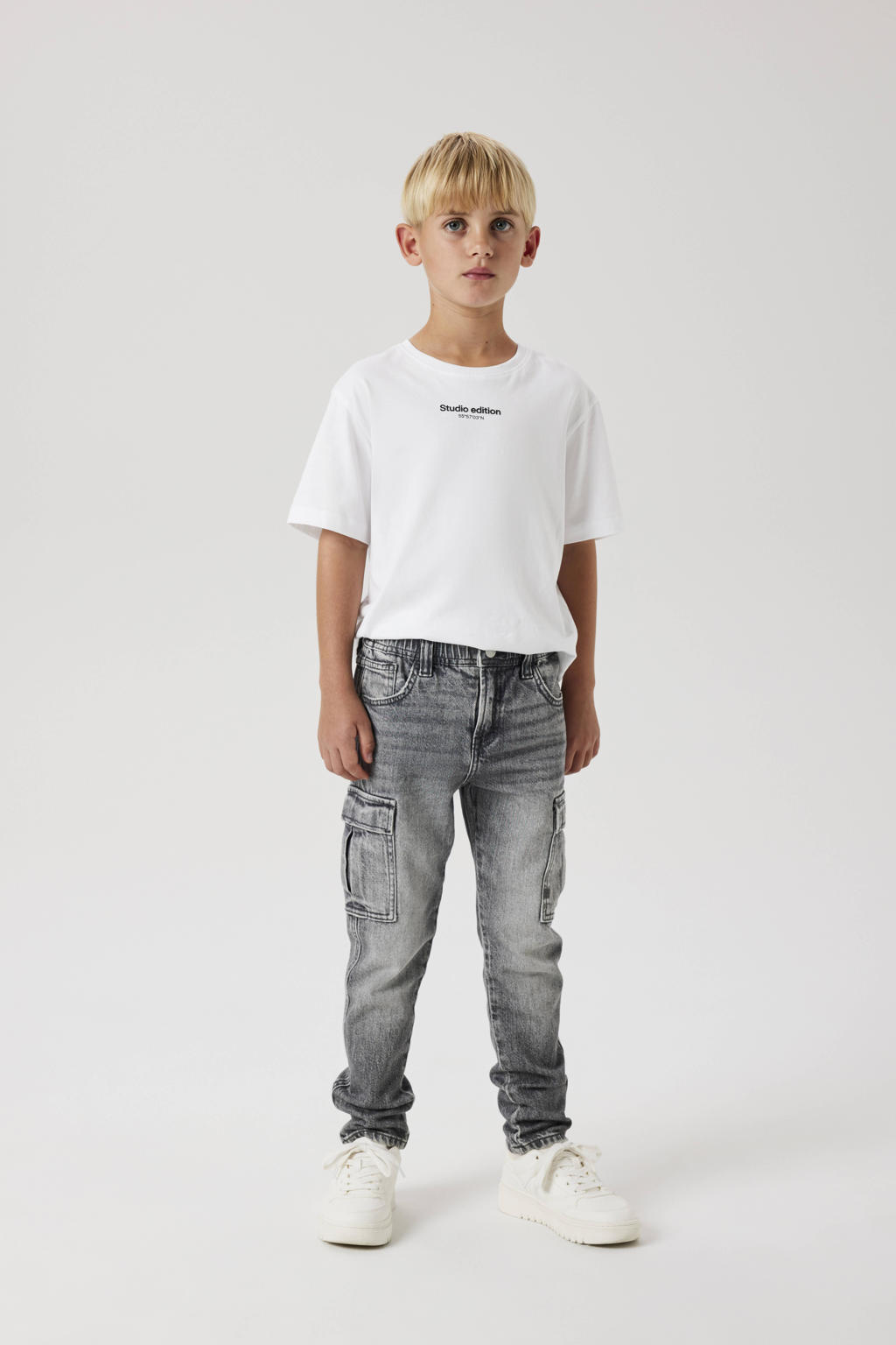 Grey denim jongens NAME IT KIDS tapered jeans van denim met regular waist, rits- en knoopsluiting en effen