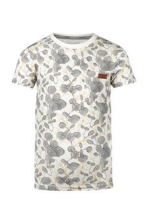 t-shirt wit