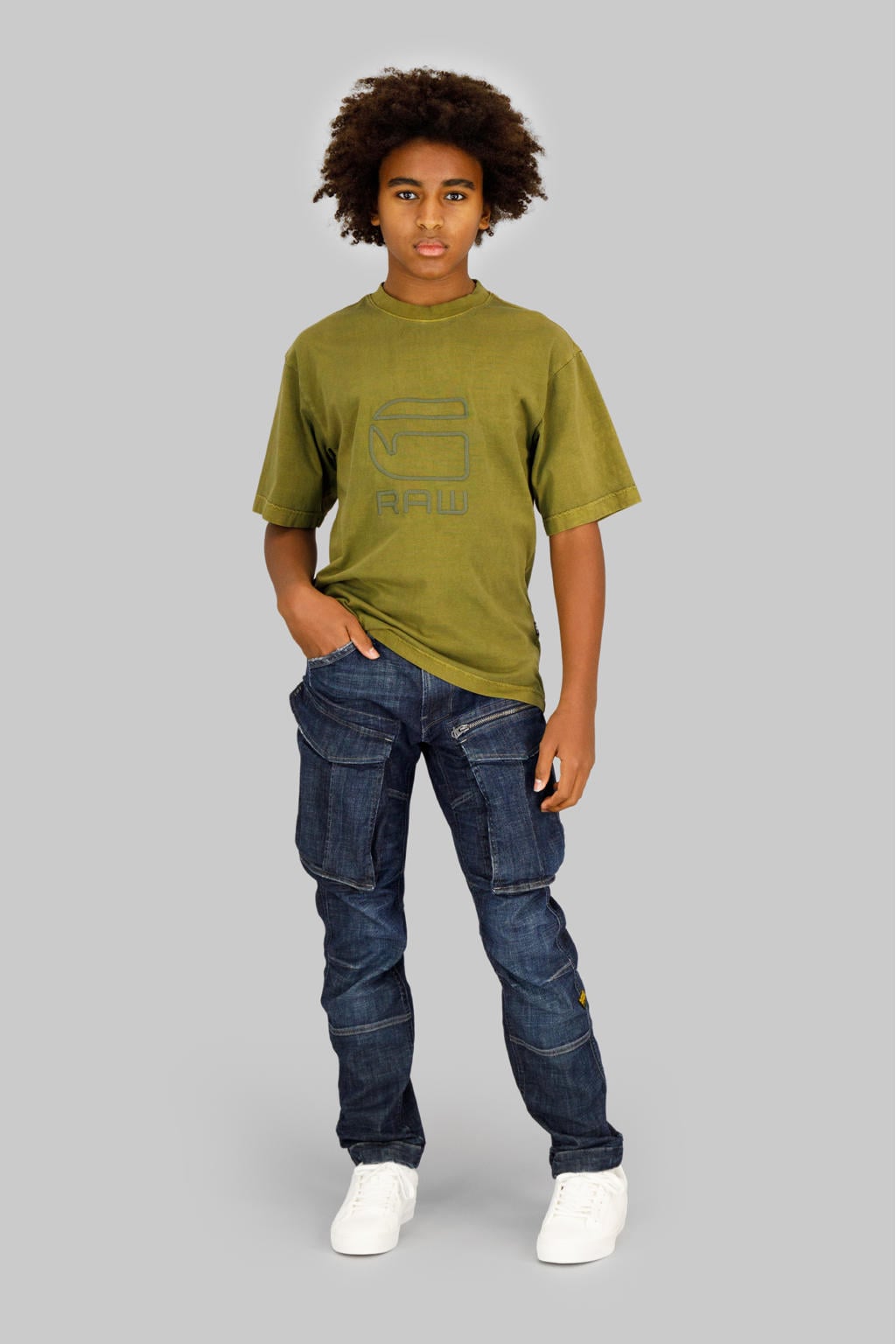 Dark blue denim jongens G-STAR tapered jeans dark blue van stretchkatoen met low waist, rits- en knoopsluiting en effen