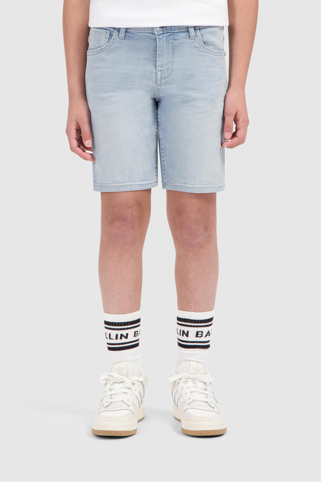 Light blue denim jongens Ballin short van stretchdenim met rits- en knoopsluiting en effen