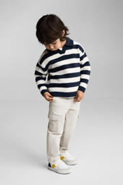 thumbnail: Ecru jongens Mango Kids straight cargo broek van stretchkatoen met regular waist, knoopsluiting en effen