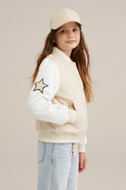 thumbnail: Beige meisjes WE Fashion bomberjack zomer; van polyester met meerkleurige print, lange mouwen, ronde hals, drukknoopsluiting en patches