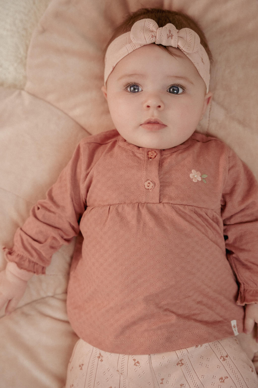 Roze meisjes Little Dutch longsleeve van katoen met effen, lange mouwen, ronde hals, knoopsluiting en ruches