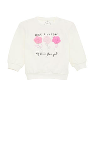 sweater wit