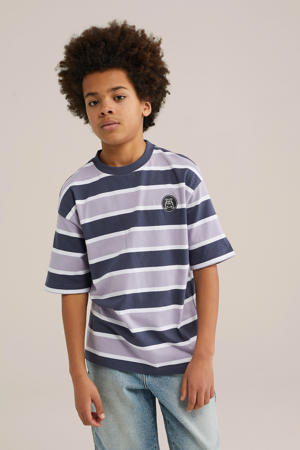 T-shirt paars