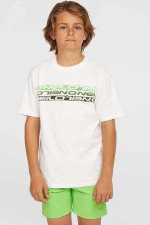 T-shirt wit