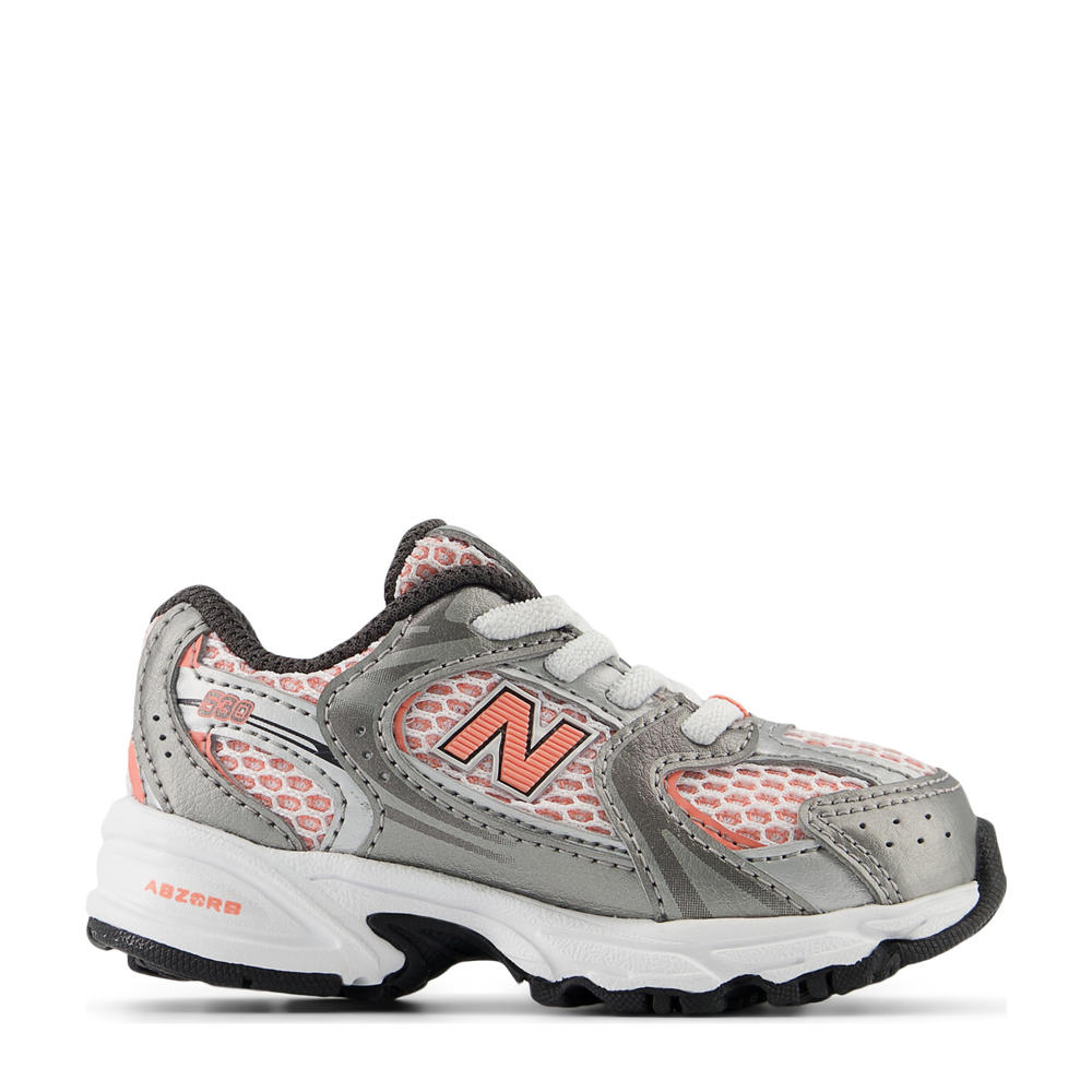 Antraciet en grijze jongens en meisjes New Balance 530 van imitatiesuede/mesh met veters