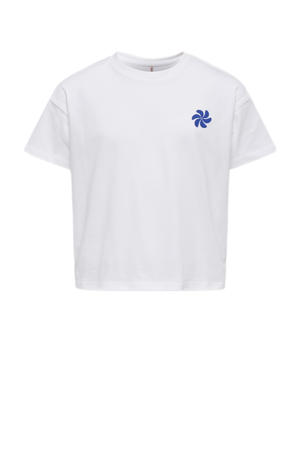 t-shirt wit