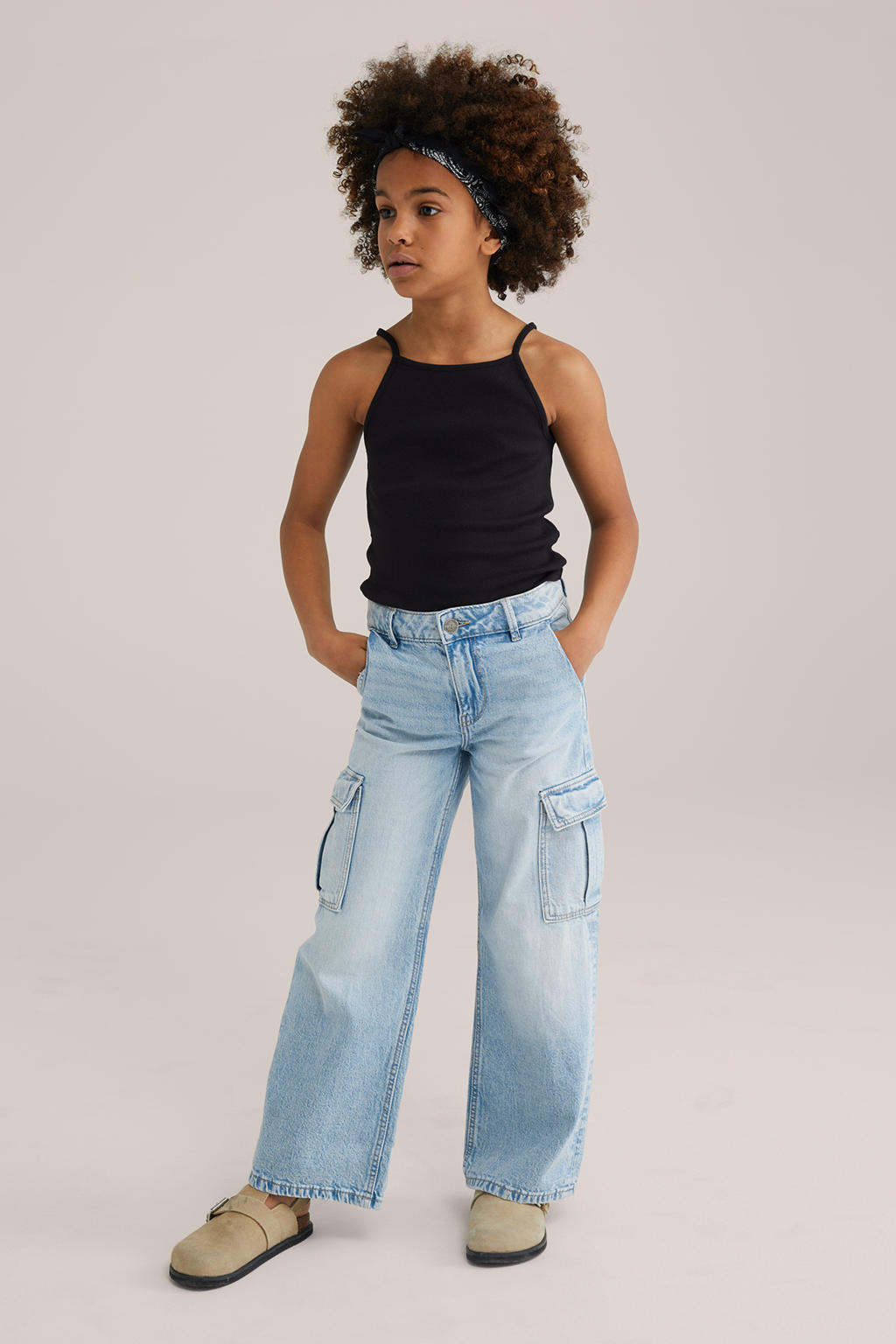 WE Fashion mouwloze top zwart rib gebreid