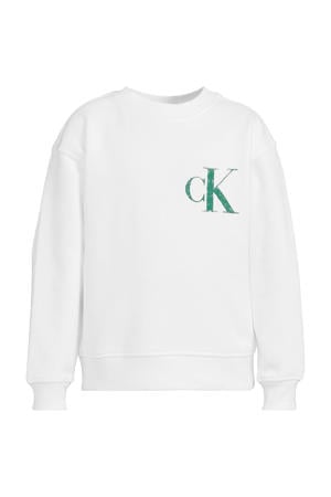sweater wit