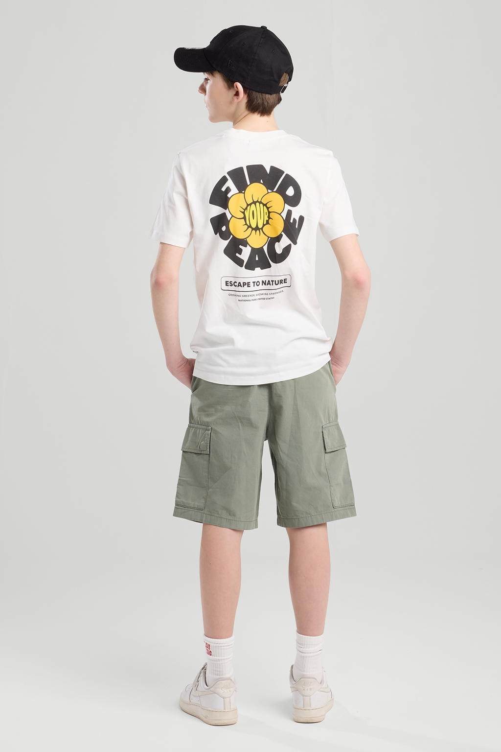 America Today cargo short groen