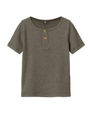 thumbnail: Donkergroene jongens NAME IT MINI T-shirt van katoen met melée print, korte mouwen, ronde hals en gebreide details