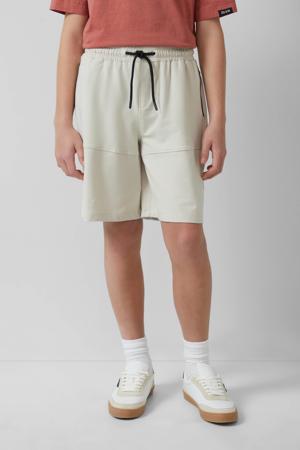 sweatshort ecru