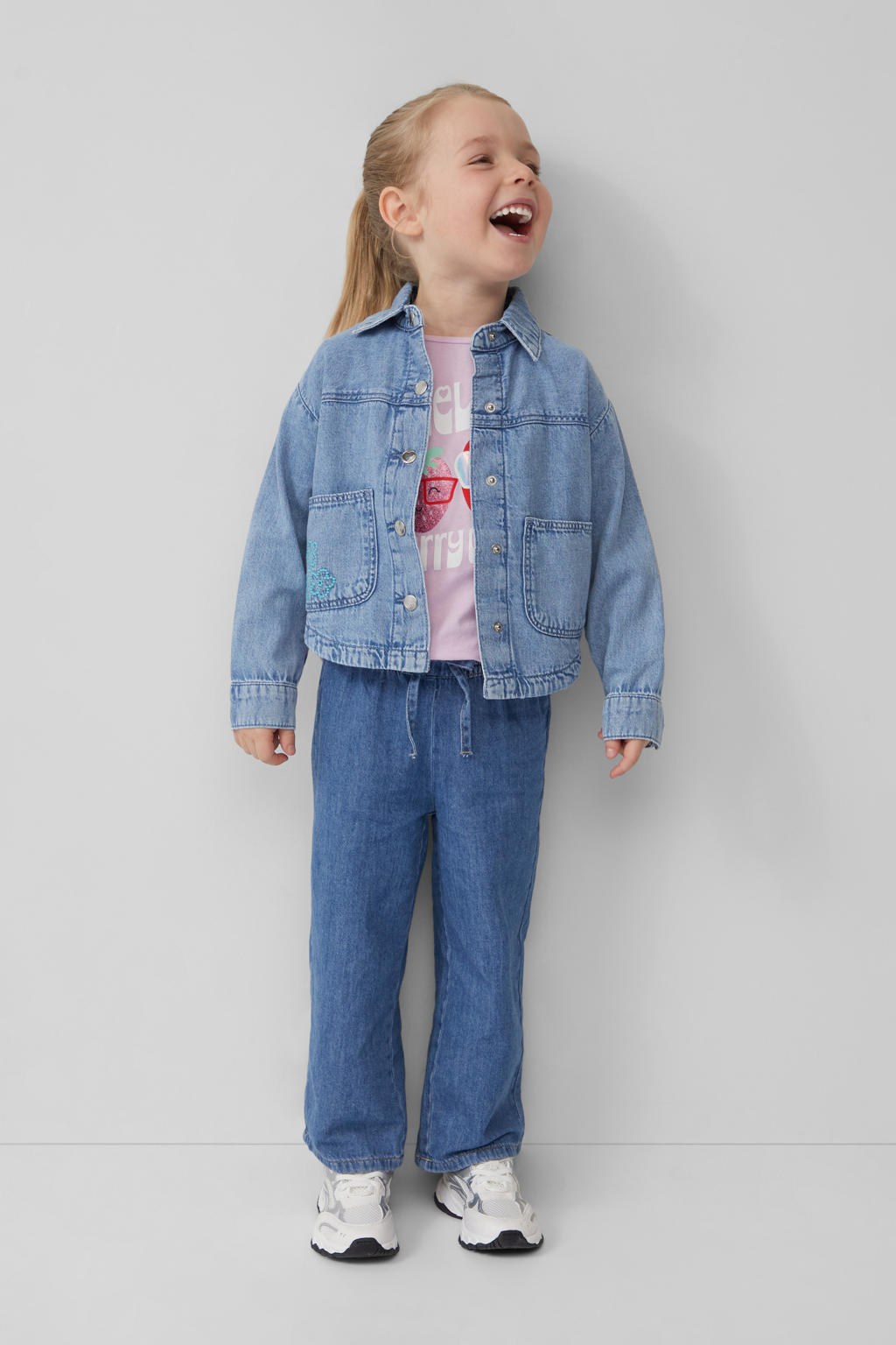 Dark blue denim meisjes s.Oliver casual broek dark blue van denim met elastische tailleband en effen