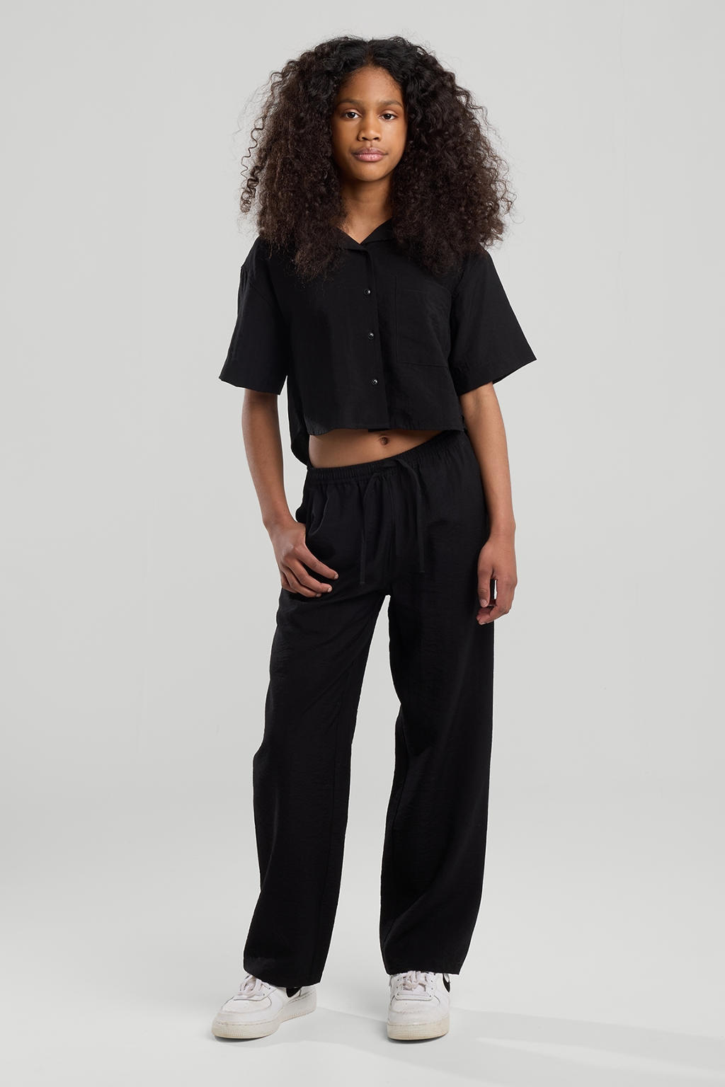 Zwarte meisjes America Today casual broek van viscose met elastische tailleband met koord en effen