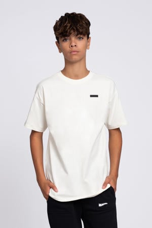 T-shirt wit