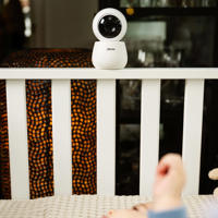 thumbnail: Alecto DVM2050 Babyfoon met HD-camera, groot 5 inch kleurenscherm en nachtlampje - Op afstand bestuurbaar - Wit
