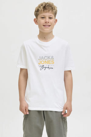 T-shirt wit