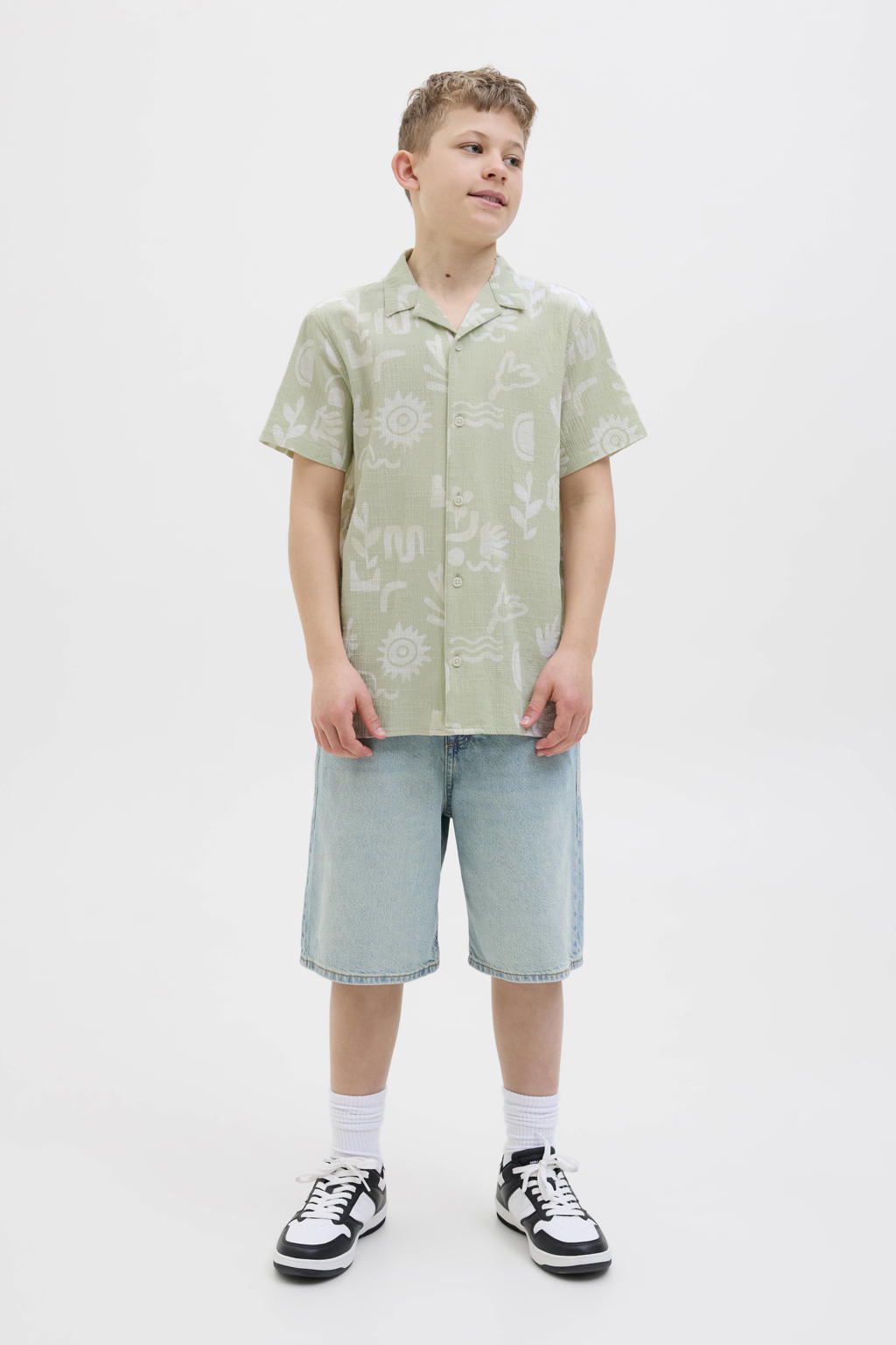 Groene jongens JACK & JONES JUNIOR overhemd van katoen met korte mouwen, klassieke kraag, knoopsluiting en crinkle cotton