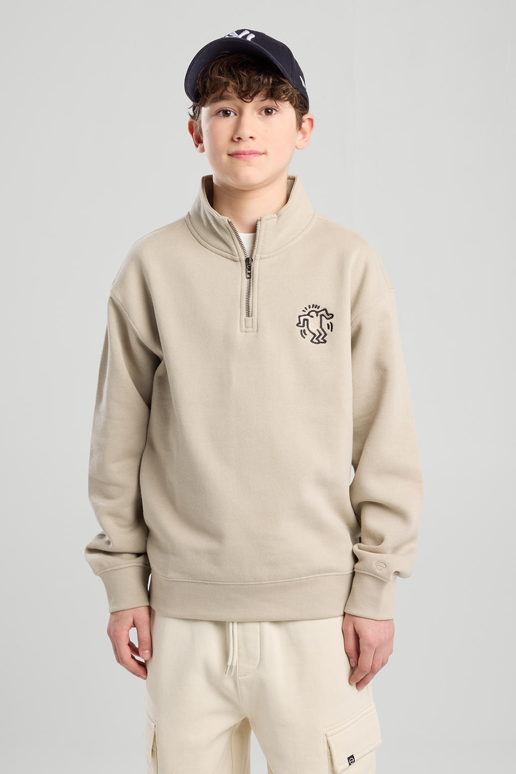 Beige jongens America Today fleecetrui van sweat materiaal met effen, lange mouwen, opstaande kraag en ritssluiting