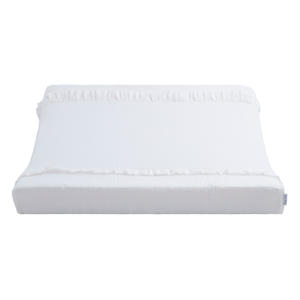 aankleedkussenhoes Calm met ruches en broderie wit