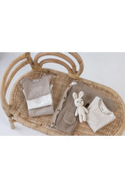 thumbnail: Feetje grof gebreid vest The Magic is in You taupe