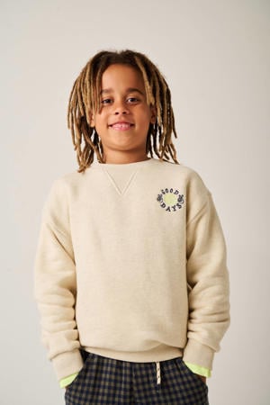 sweater beige
