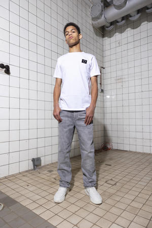 straight leg jeans grey denim