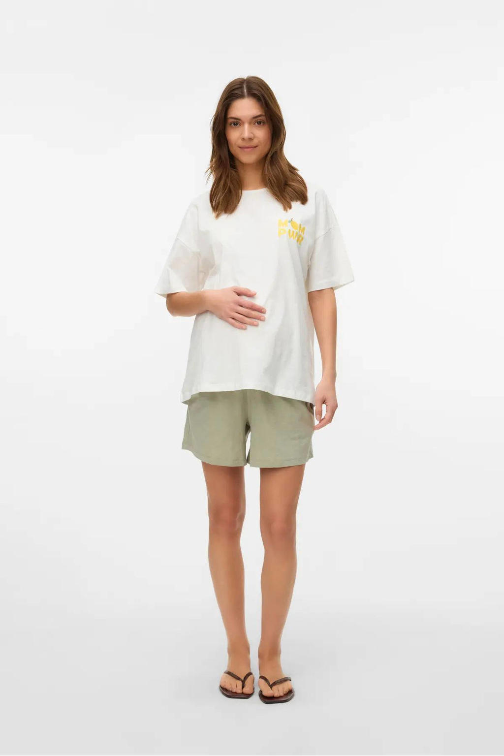 Grijsgroene dames MAMALICIOUS regular waist zwangerschaps sweatshort groen van katoen met elastische tailleband en effen
