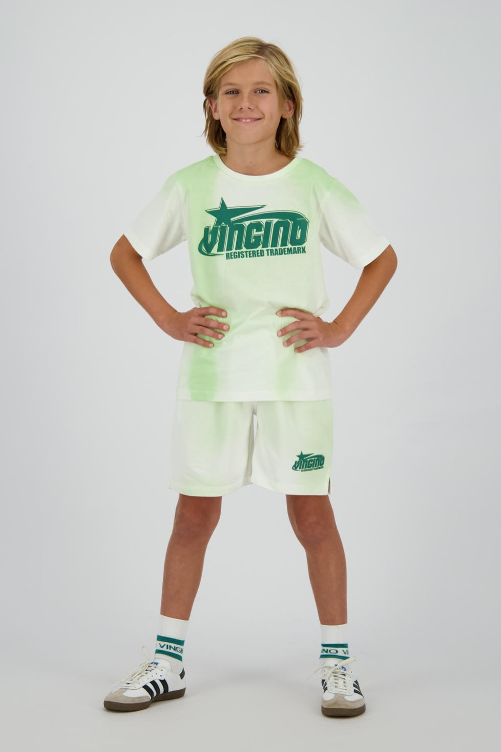 Vingino loose sweatshort lichtgroen