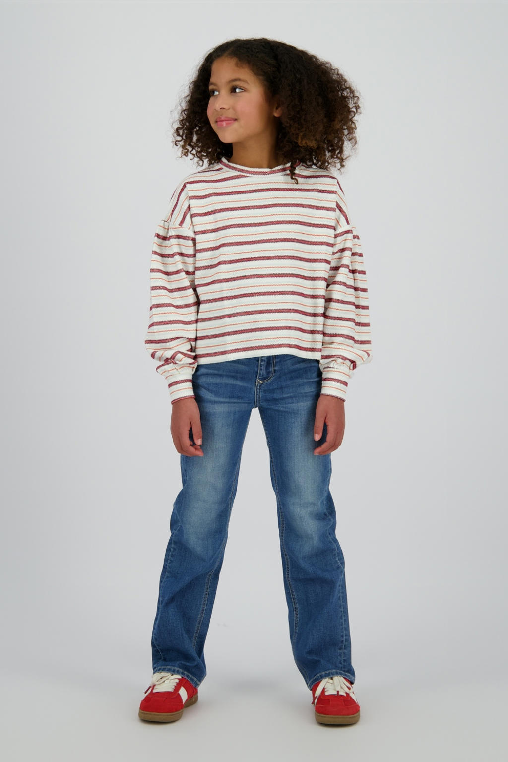 Medium blue denim meisjes Vingino straight leg jeans van denim met rits- en knoopsluiting en effen