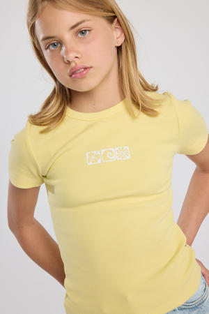 T-shirt lichtgeel rib gebreid
