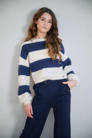 trui donkerblauw grof gebreid